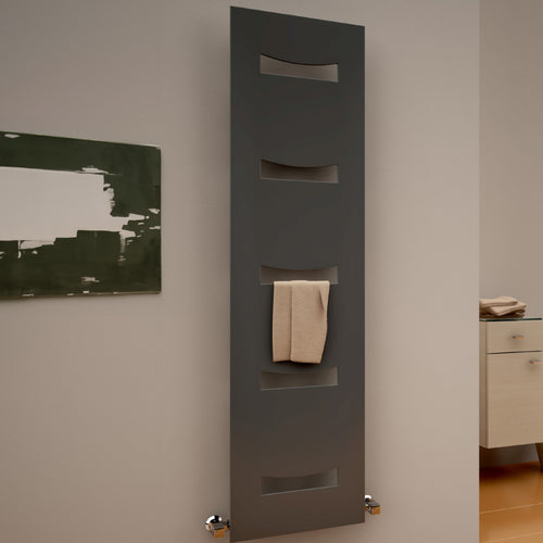 Reina Ancora radiator room setting